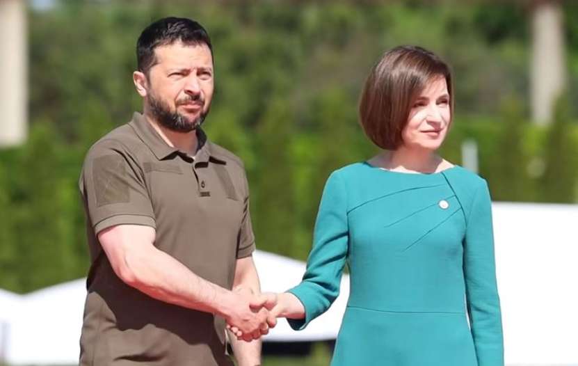 Președinta Maia Sandu încalcă Constituția, care prevede neutralitatea Republicii Moldova și voința poporului, care nu vrea în NATO. Maia o  să transforme țara într-o a doua Ucraină!