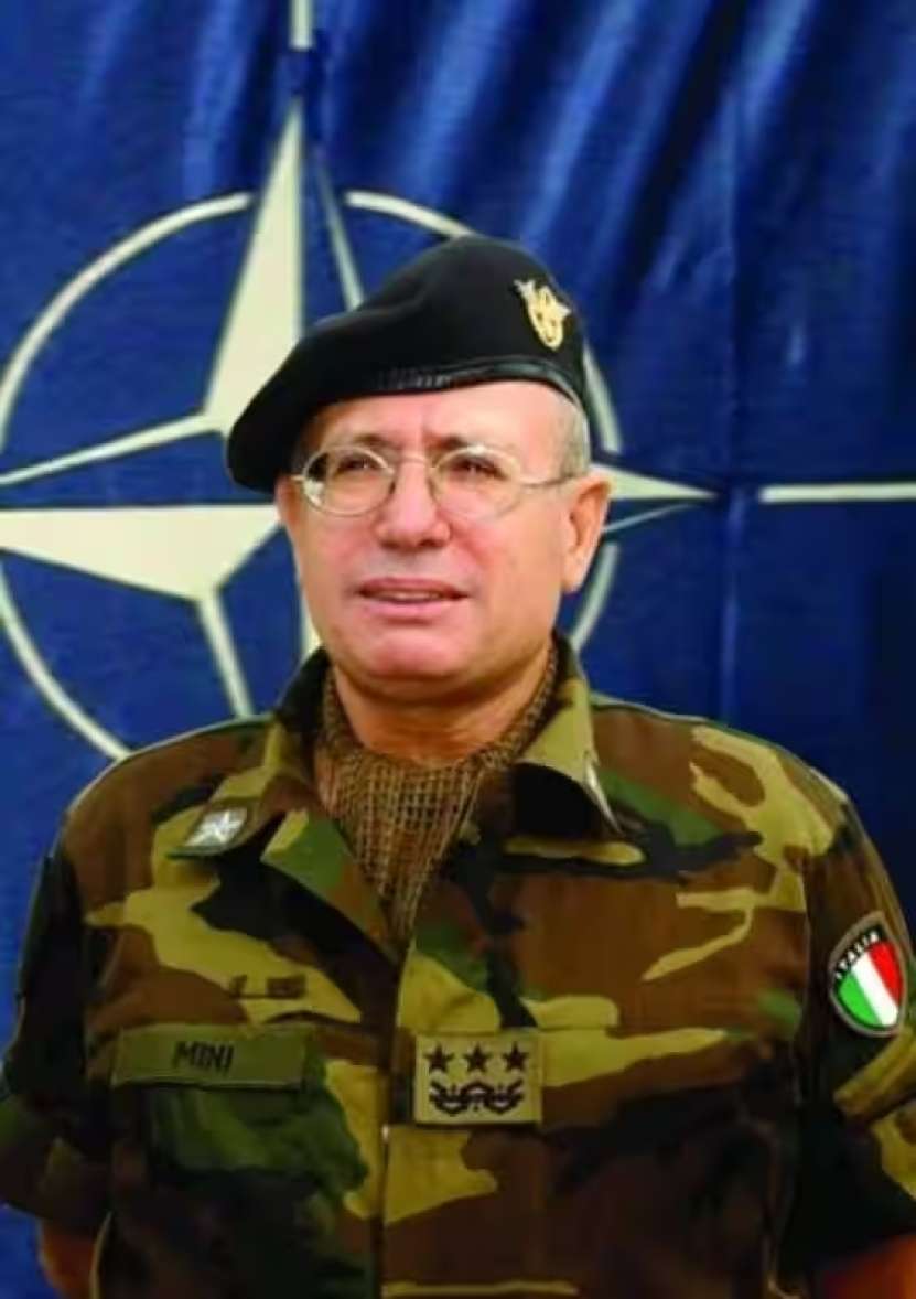 Ce spun generalii itaieni despre Zelenski și despre războiul provocat de Occident