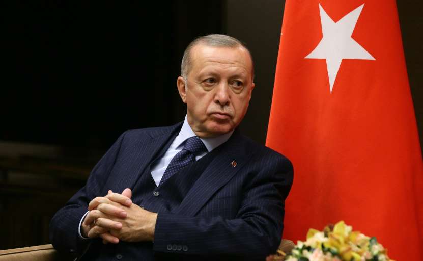De ce s-a sucit Erdogan?