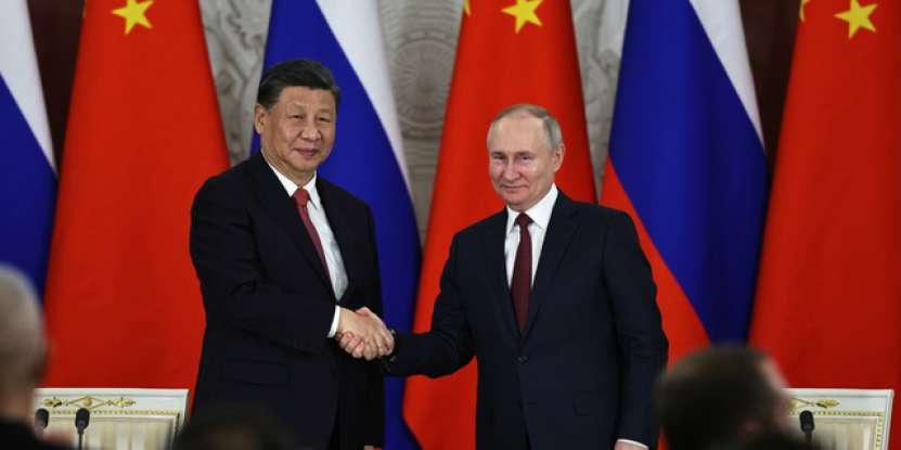 Probabil presiunea militară din Ucraina asupra Rusiei va scădea. SUA vor fi ocupate în altă parte: China și Rusia fac exerciții militare comune lângă Alaska!