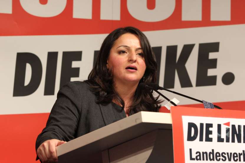 Există și în Germania deputați cu mintea la ei
