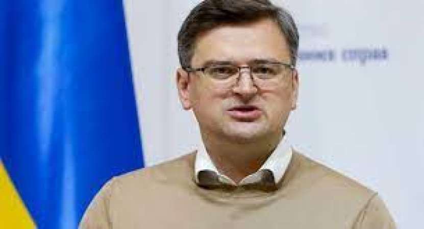 După o supradoză de prafuri, reprezentanții Ministerului Adevărului de la Kiev au văzut OZN-uri căzând  pe teritoriul României și au guițat în consecință!