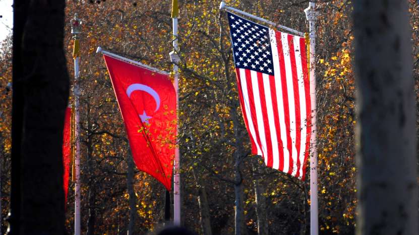 Turcia cere retragerea armatei americane de la baza aeriană Incirlik