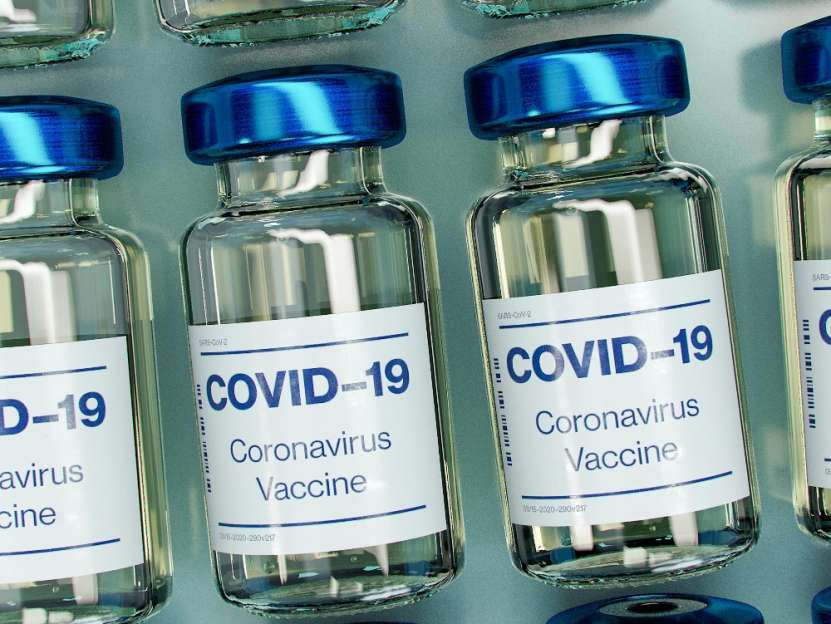 Câte vaccinuri COVID achiziționate în UE au fost aruncate la gunoi?