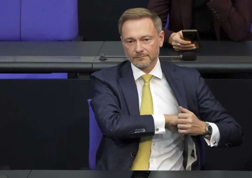 După ce SUA au oprit ajutorul lor, nici țările europene nu se înghesuie să susțină Ucraina