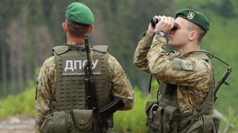 În Maramureșul din dreapta Tisei (Ucraina), grănicerii au împușcat mortal un bărbat care voia să fugă în România