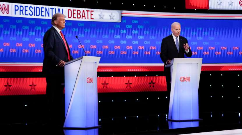 Aici, în „Cutia Pandorei”, găsiți transcrierea integrală a dezbaterii Trump - Biden, 260 pagini