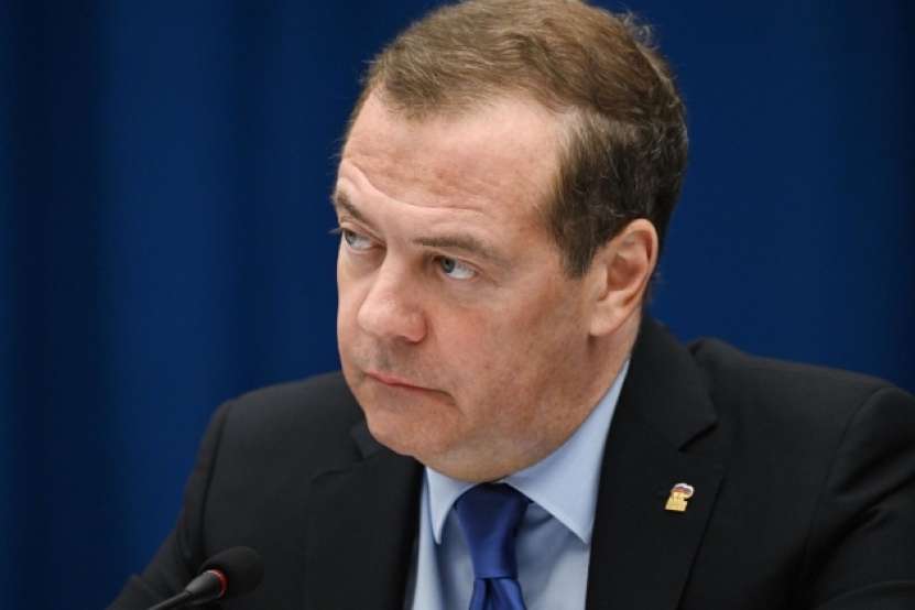 „Ar fi bine ca viitorul ireversibil al Ucrainei în NATO să se termine fie prin dispariția Ucrainei, fie prin dispariția NATO” (V. Medvedev)