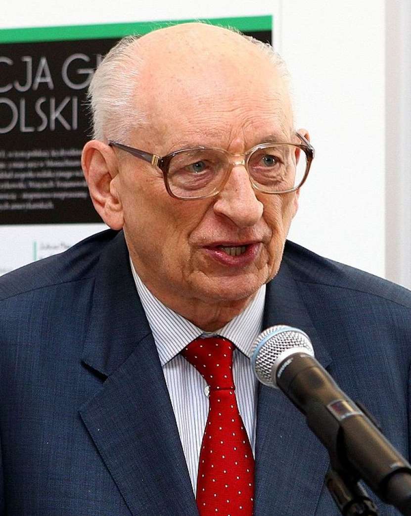 „Polonia ipocrită dă altora lecții de morală!”