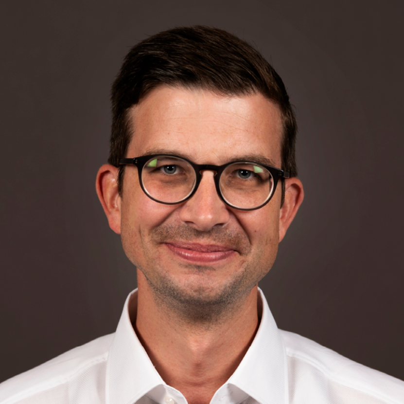 „În Ucraina, democrația a fost înlocuită cu un sistem post-feudal” (Igor Reitorovych, prof. universitar ucrainean)
