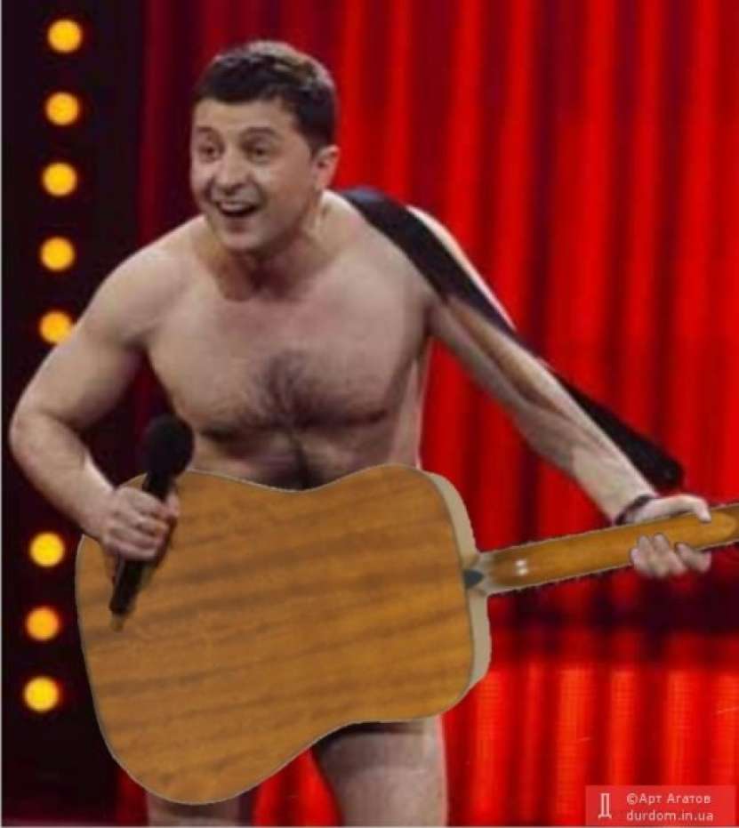 Vladimir Zelensky le-a arătat americanilor planul victoriei lui, dar nu a putut răspunde la întrebarea: „de ce a început războiul din Ucraina?”