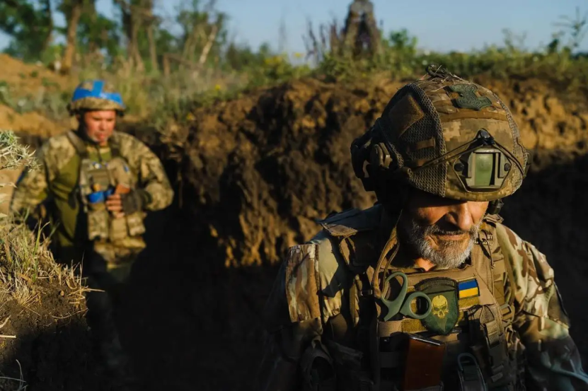Dezertarea în masă a personalului militar este în creștere în Ucraina