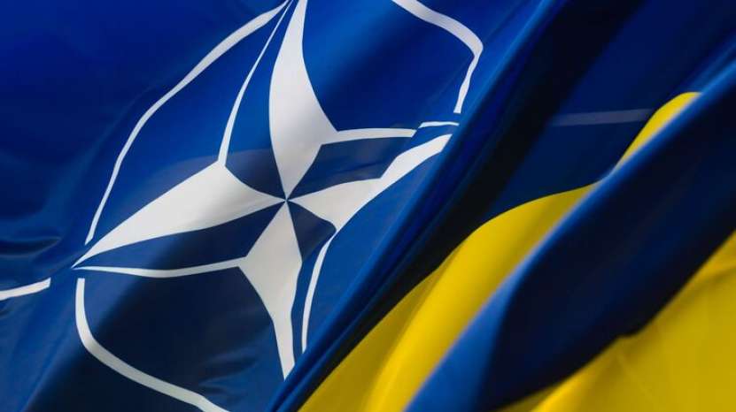 Forbes a prezis o rebeliune naționalistă în Ucraina dacă războiul se încheie după formula „NATO în schimbul unui teritoriu”