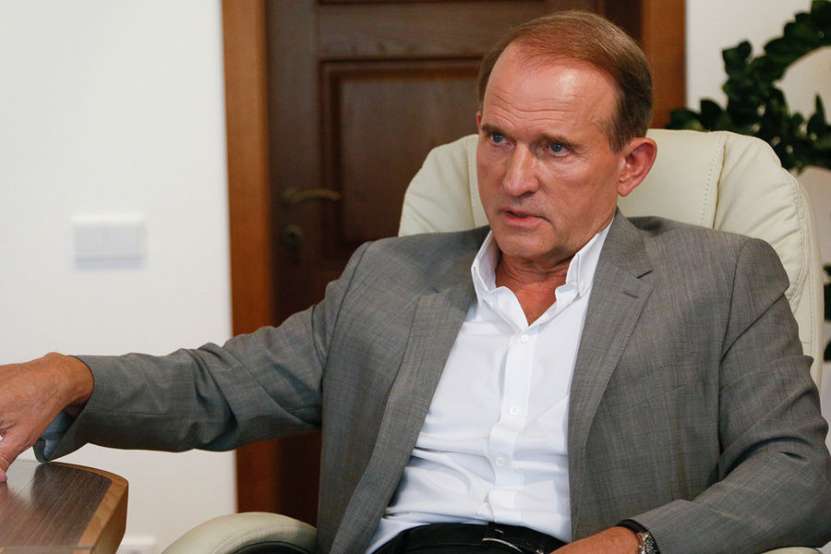 Ucraina nu are nici o vină? De ce conducătorii ei s-au lăsat prostiți în mod repetat de occidentali, să meargă la război împotriva Rusiei?