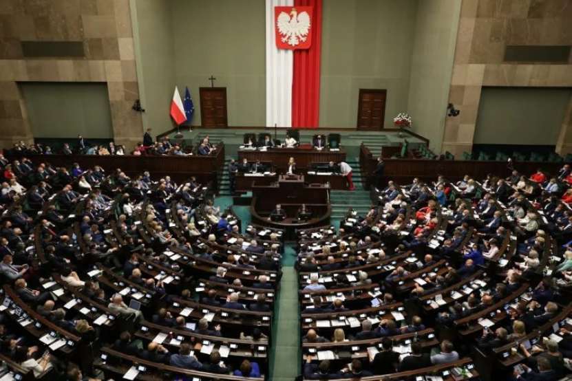 Parlamentul Poloniei cere Ucrainei să recunoască genocidul comis în 1943 de către naziștii ucrainieni în Estul Poloniei asupra civililor polonezi 