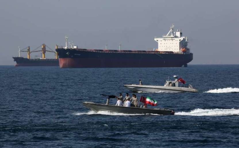 Iranul bruiază GPS-ul navelor americane și provoacă haos în strâmtoarea Ormuz