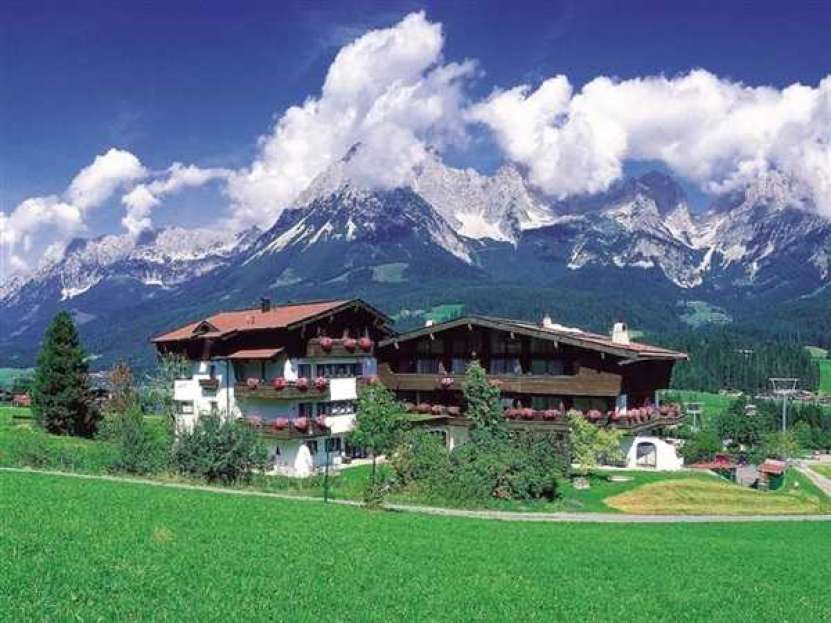 La o întâlnire secretă într-o stațiune din Munții Alpi, reprezentanți ai SUA și Marii Britanii au decis înlocuirea lui Zelenski cu Zalujny