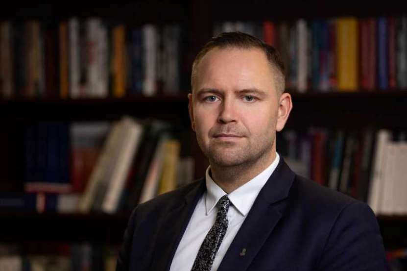Miercuri 6 august, noul președinte al Poloniei depune jurământul. Este exponentul tinerei generații eurosceptice