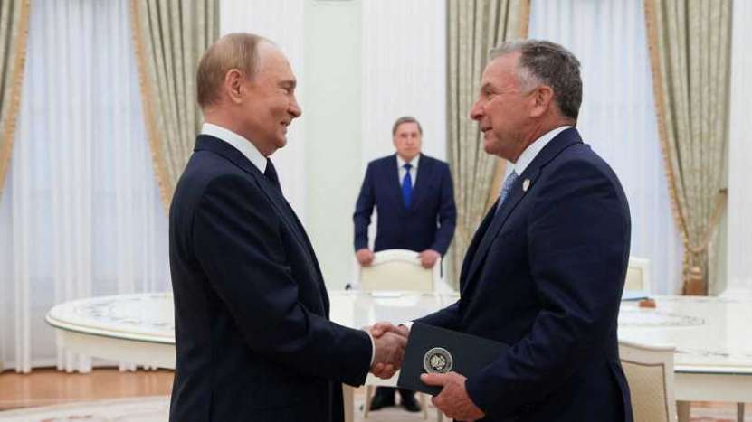 „Putin e de acord să oprească războiul, dacă primește la schimb Estul Ucrainei”  (The Wall Street Journal)