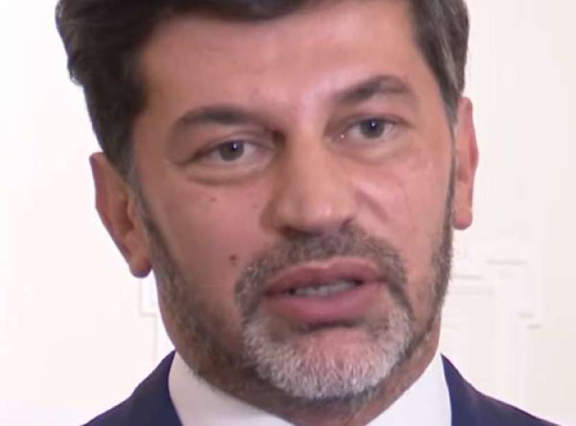 Adevărata față a „democrației” occidentale: încercări de cumpărare,  șantaj, amenințări, insulte la adresa unui stat suveran 