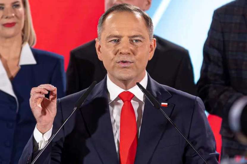 România ar trebui să ia exemplul Poloniei, cu privire la întreținerea „refugiaților” ucrainieni