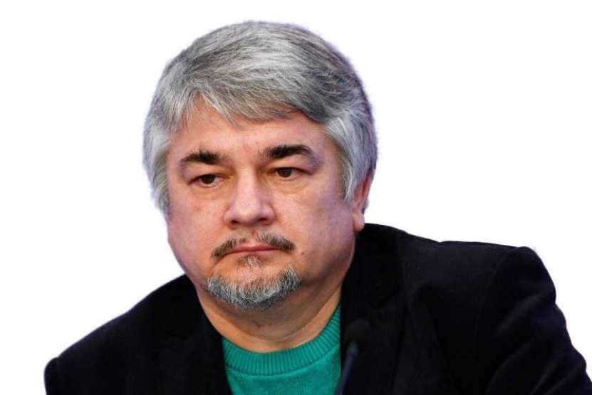 Mitologia sa politică aberantă este cauza care va duce Ucraina la pieire