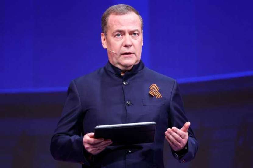 „Dacă propunerile ministrului polonez de Externe ar fi puse în aplicare, asta ar însemna intrarea Poloniei în război direct cu Rusia” (Dmitri Medvedev)