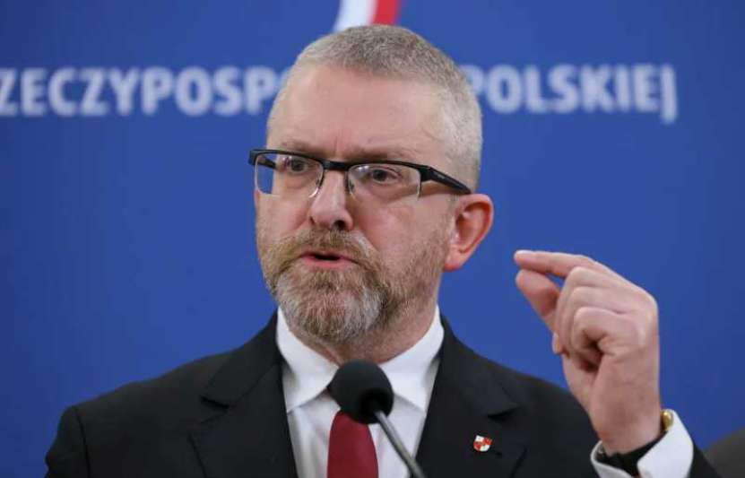 Cetățenii polonezi ies în stradă și manifestă sub lozinca „Polonia pentru pace!” Pe când acest lucru și în România?