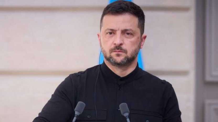 „Nemulțumirea față de Zelenski în cadrul partidulului prezidențial și la aliații occidentali este în creștere” (publicația „Politico”)