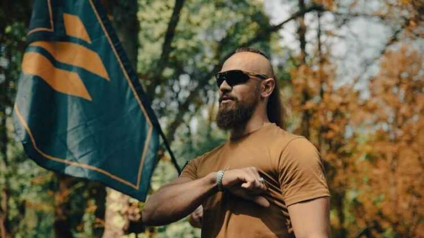 Cu ce se ocupă militarii foști „azoviști” dintr-o unitate de „elită”  a armatei ucrainiene?