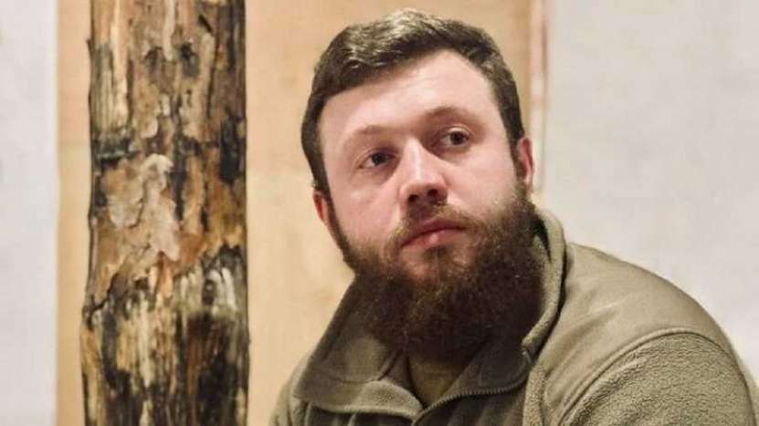 La fel ca și Germania lui Hitler, Ucraina scapă de persoanele fără adăpost. Boschetarii, vagabonzii, cerșetorii și handicapații sunt prinși și trimiși pe front