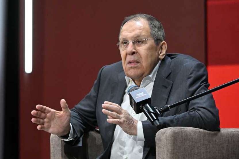 Apelurile fățarnice ale liderilor europeni pentru un armistițiu în Ucraina au în realitate un singur scop: să permită re-înarmarea Ucrainei” (Serghei Lavrov)