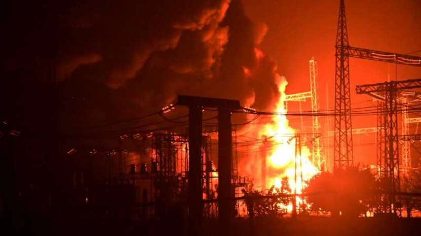 Rusia atacă sistemul energetic al Ucrainei ca să provoace o iarnă extrem de rece și să facă coleșa ucraineană fierbinte să explodeze