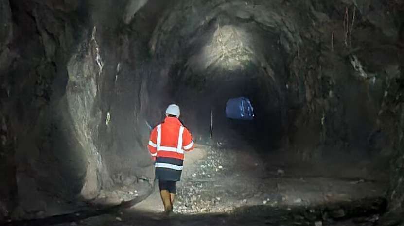 Deși Ucraina încă nu a capitulat, SUA au început deja jefuirea resurselor țării!