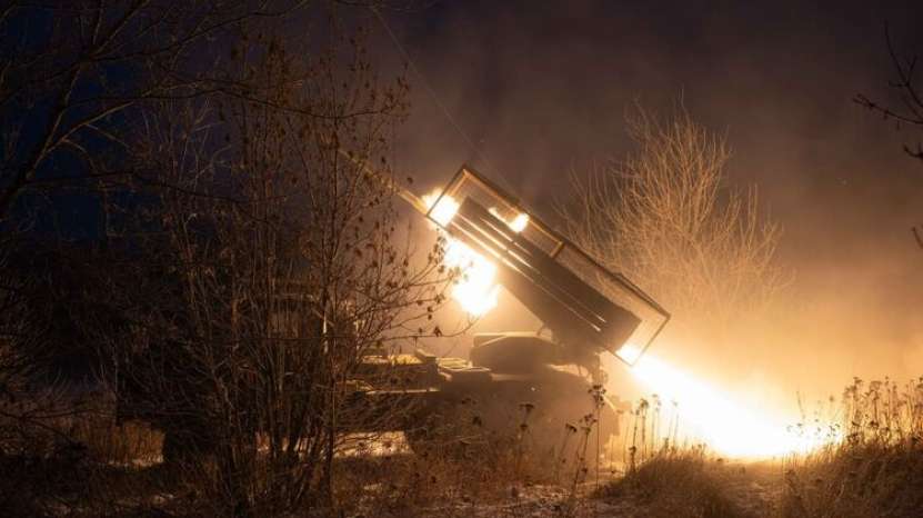 „Ucraina nu mai poate ține linia frontului!” (New York Times)