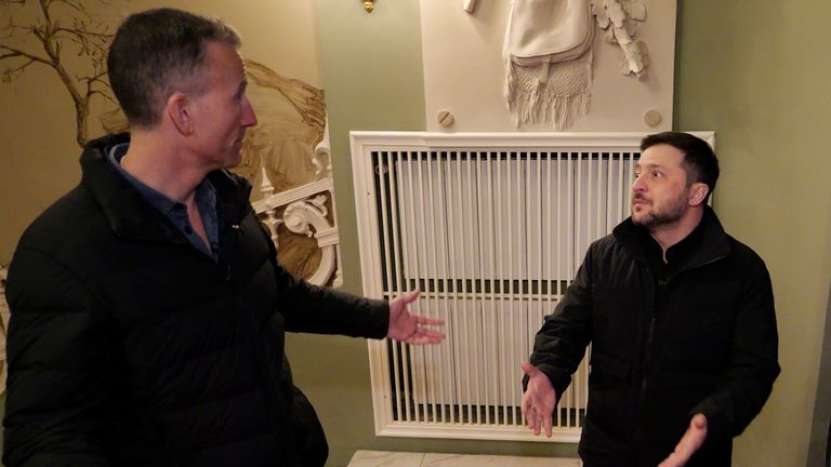 Slava democratului Zelenski! SUA cer Ucrainei la modul imperativ să organizeze alegeri de președinte. Zelenski refuză, pentru că este convins că le va piede