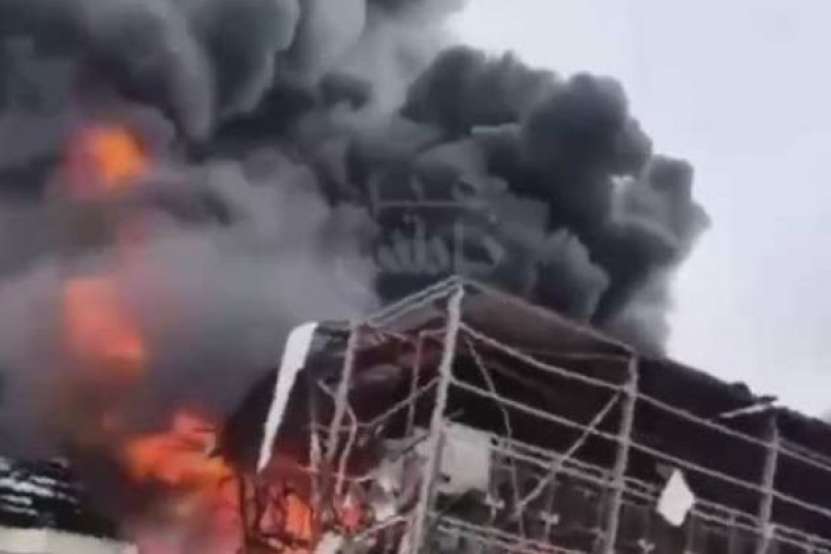 Situație deosebit de periculoasă: Iranul a lovit o uzină chimică din sudul Israelului