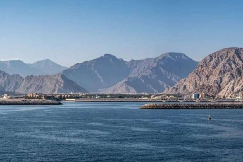 Iranul a refuzat oficial să deschidă Strâmtoarea Hormuz navelor americane și israeliene