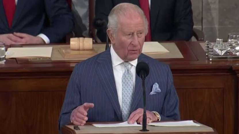 Regele Marii Britanii, un cetățen la fel de lucid ca și Biden, îndeamnă Congresul SUA să sprijine în continuare războiul din Ucraina (video)