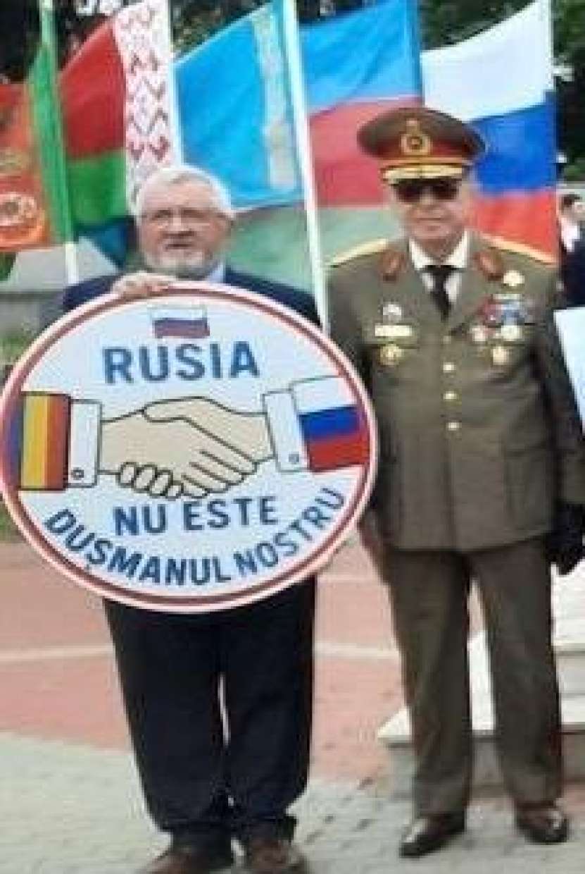 Reprezentanți de mâna a doua din unele țări NATO pro-război se vor aduna la București pe 13 mai, în timp ce Armata Română, la fel ca în decembrie 1989, semnalează că va trece de partea poporului