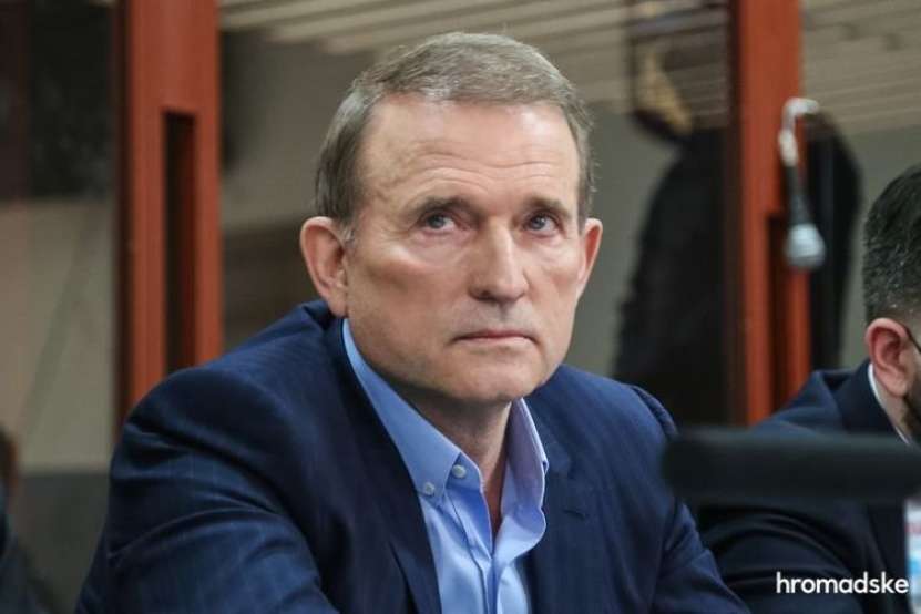 Politicianul Viktor Medvedciuk, liderul unui partid de opoziție interzis în Ucraina, susține că Rusia are dreptul să răspundă Europei cu forța armată, întrucât aceasta prticipă la conflictul din Ucraina