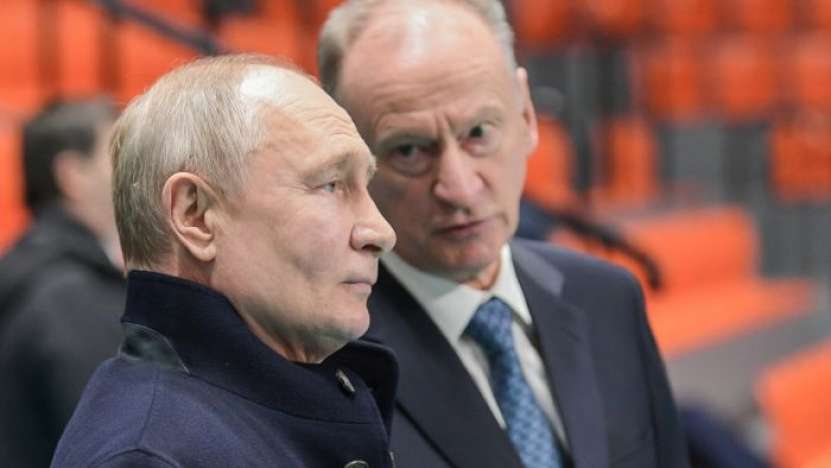 Politicieni ruși îi cer președintelui Putin să escaladeze conflictul și să bombardeze principalele orașe ucrainiene, până acolo încât să le facă de nelocuit (Reuters)