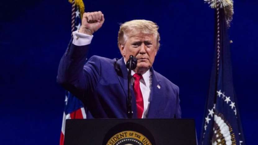 După ce a câștigat (zice el) războiul cu Iranul, Trump vrea să lupte împotriva lui Marx și a comuniștilor, acuma când aceștia nu există. Iar despre Europa, spune că este ca o „țară din Lumea a Treia” 