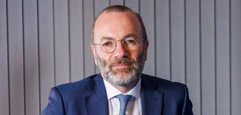 „Consolidarea armatei germane (Bundeswehr) și venirea la putere în Germania a AfD, care să aibă astfel în subordine Bundeswehr-ul, iată un dezastru pentru UE!” (Manfred Weber)