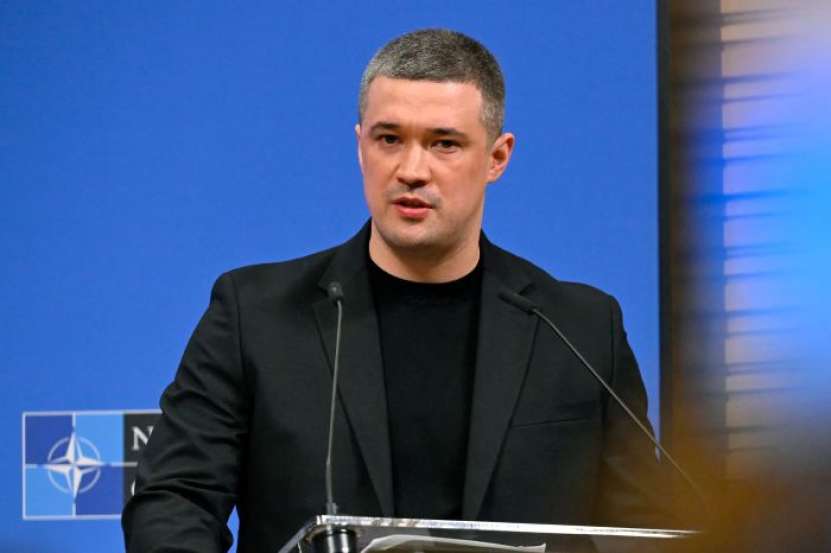 Ministrul ucrainean al Apărării Mihail Feodorov a fost demis, fiindcă a blocat achizițiile militare din care se furau bani pentru familia mafiotă a lui Zelenski