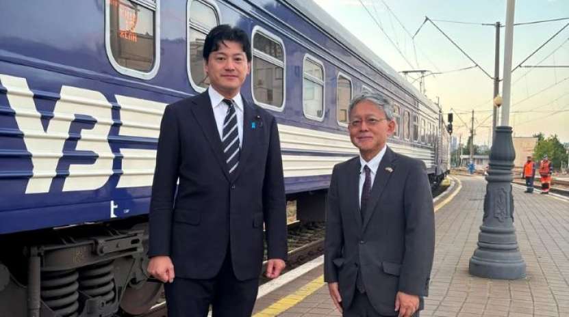 Ministrul Justiției din Japonia a venit într-o vizită neanunțată la Kiev, să ceară socoteală cu privire la cheltuirea banilor dați Ucrainei. Japonia este foarte nemulțumită de faptul că banii sunt furați de anturajul lui Zelenski