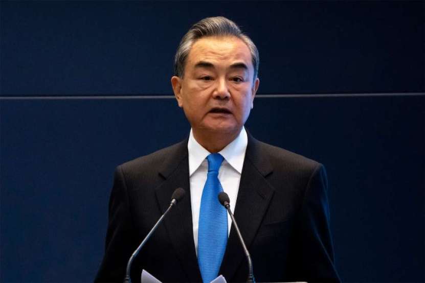 La o întâlnire din 22 iulie a. c. în marja summitului ASEAN, ministrul de Externe chinez Wang Yi (foto) i-a cerut secretarului de stat al SUA Marco Rubio să respecte interesele Chinei 