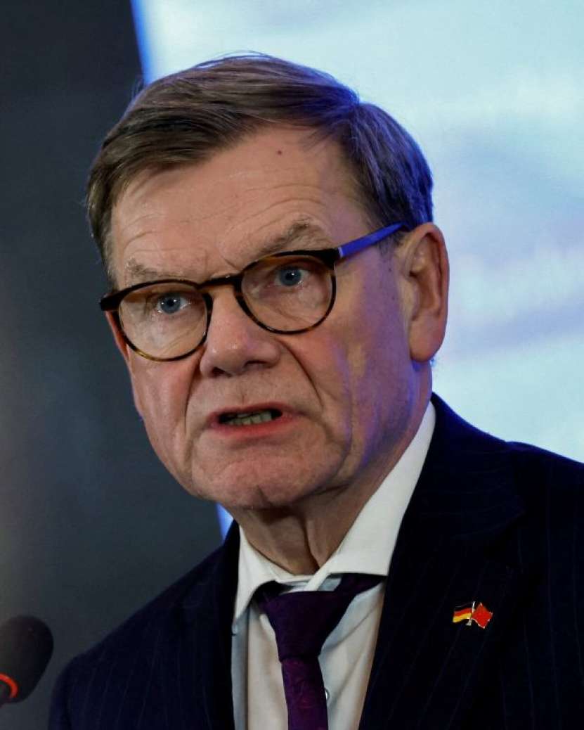 Adevărul despre demiterea șefului Armatei Ucrainiene Al.  Syrsky. Ministrul german de Externe Wadephul (foto) este furios că nu mai poate încasa șpaga din comenzile ucrainene către firma germană Rheimetall