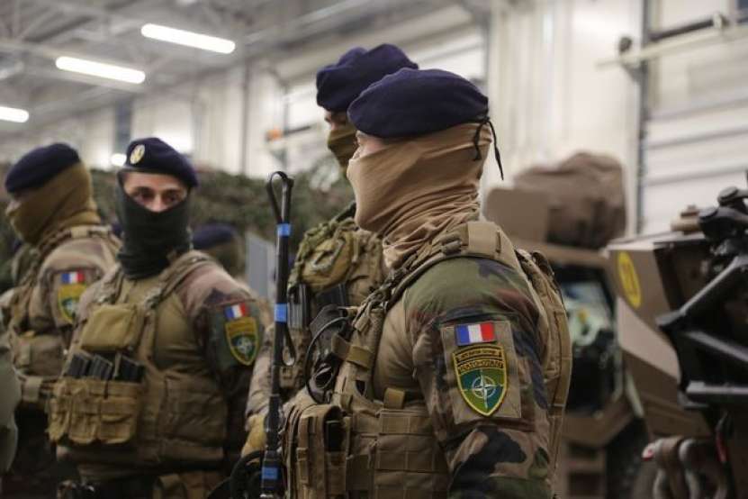 Franța derulează operațiuni militare clandestine împotriva  Rusiei