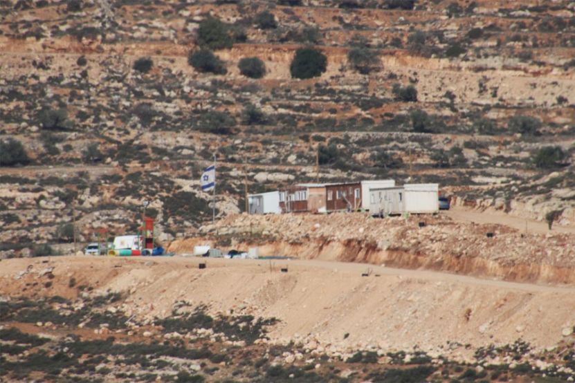 În Israel există o mișcare numită Israel’s Peace Now, care se opune noilor colonizări evreiești nelegale în Cisiordania